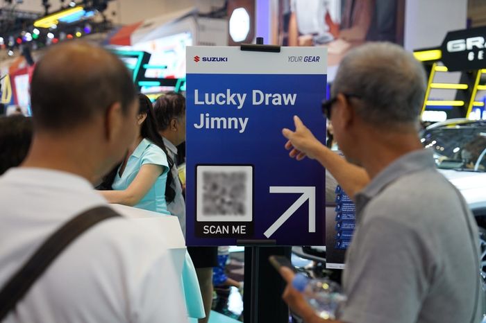 Ada lucky draw berhadiah Jimny selama pameran GIIAS berlangsung loh