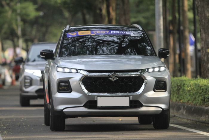 Suzuki Grand Vitara hybrid jadi salah satu model yang bisa dicoba pengunjung di arear test drive GIIAS 2023.