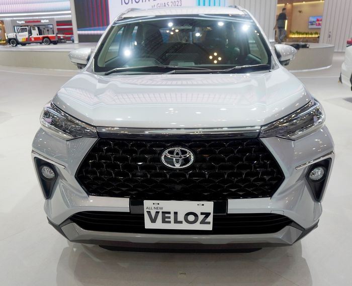 Toyota Veloz, banyak digemari keluarga Indonesia