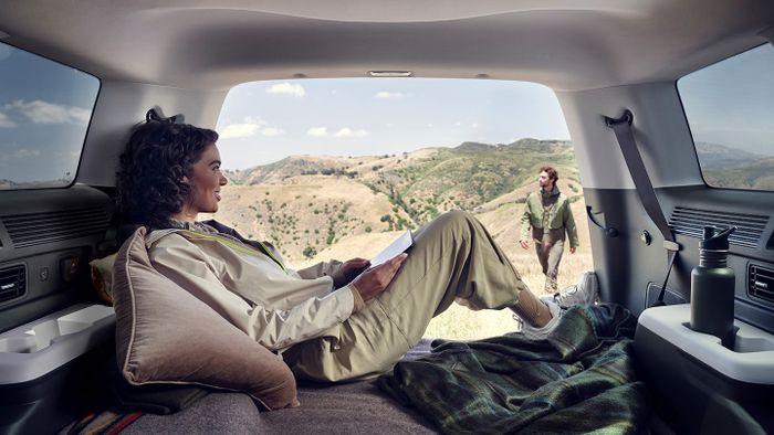 Ruang bagasi Santa Fe yang lega.