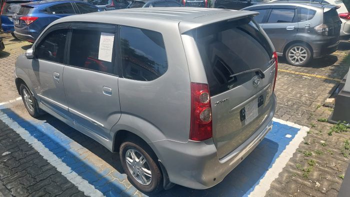 Daihatsu Xenia XI 2010 milik KPP Koja, Jakarta Utara dilelang murah mulai Rp 70 juta