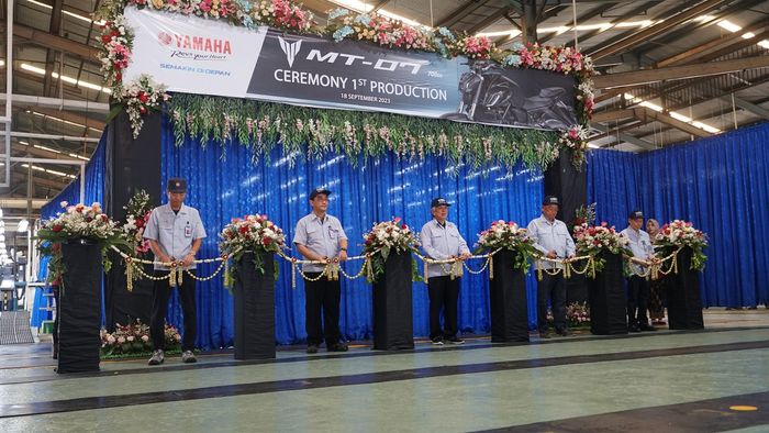 Seremoni produksi perdana Yamaha MT-07 di pabrik YIMM di Pulogadung