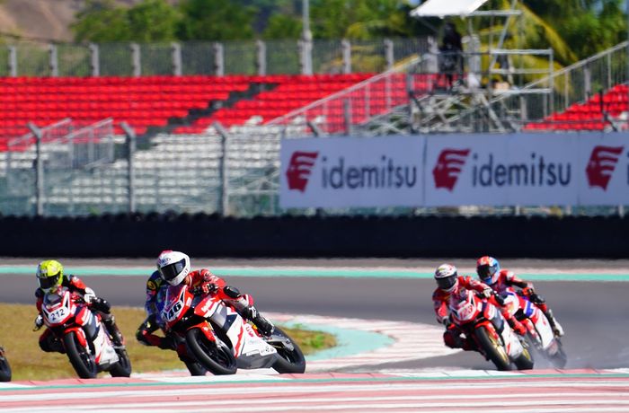 AHRT punya kiprah yang baik di ajang Asia Road Race Championship (ARRC) terutama di kelas AP250, di mana mereka mendominasi tahun ini.