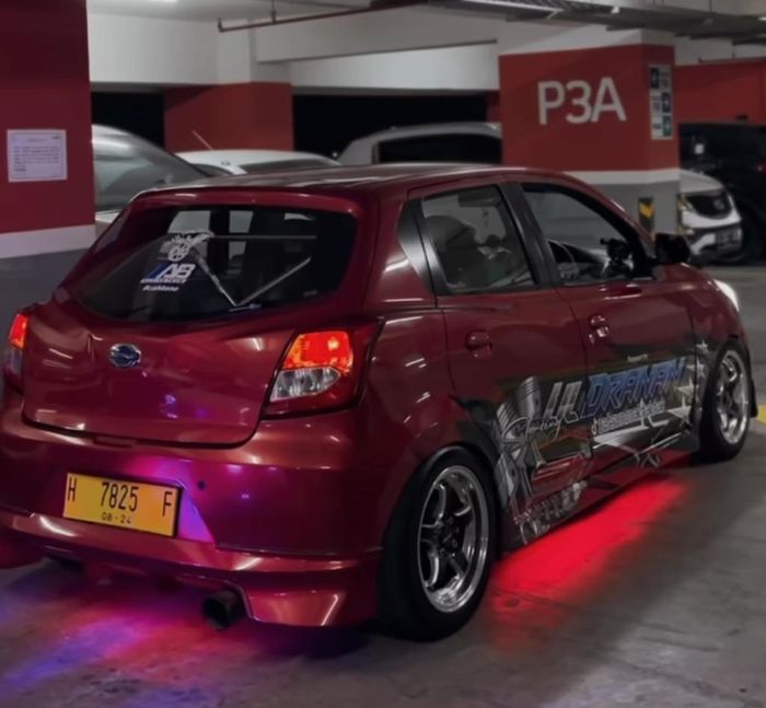 Tampilan belakang modifikasi Datsun GO