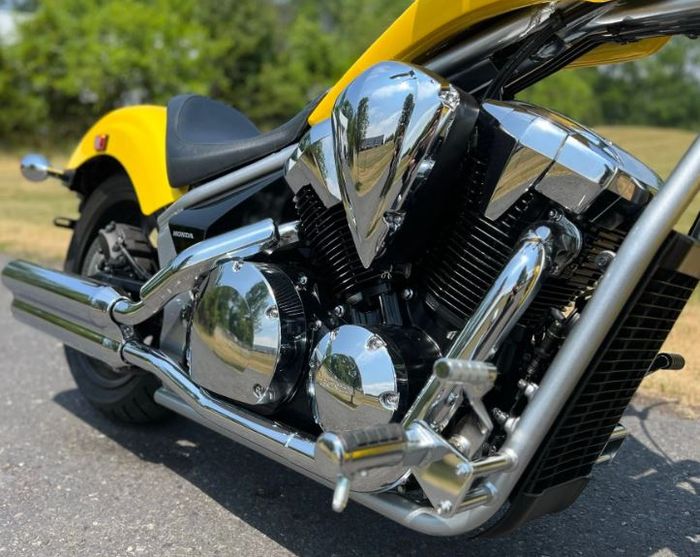 mesin V-Twinnya diklaim punya konsumsi BBM 19,1 km per liter.