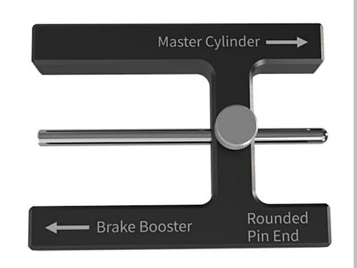 Special tools untuk menyetel kedalaman push rod master rem