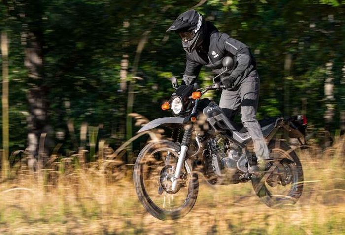 tampilan Yamaha XTZ250 saat dikendarai