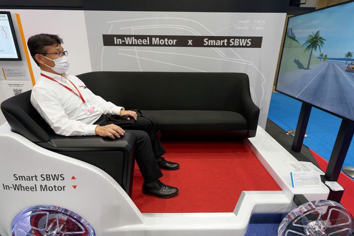 Hitachi Astemo Smart Steering dikontrol seperti mouse.
