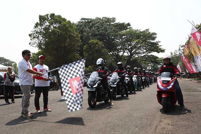 Puncak HBD 2023 mengajak para bikers Honda melakukan city touring di Malang.