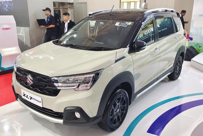 Suzuki New XL7 Hybrid jadi terlaris kedua penjualan Suzuki selama GIIAS Semarang 2023