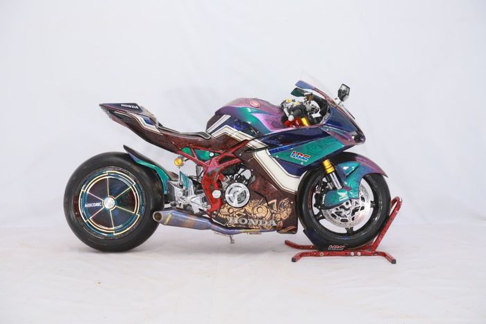Honda CBR250 Juara Nasional Honda Modif Contest 2023 kategori Sport milik Aditya Mulyo
