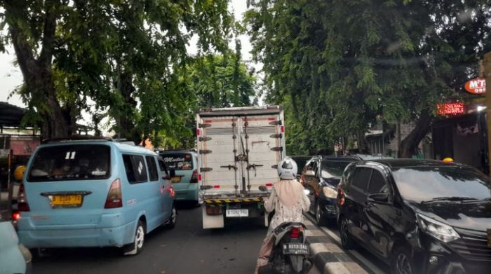 suasana macet seputaran GBK