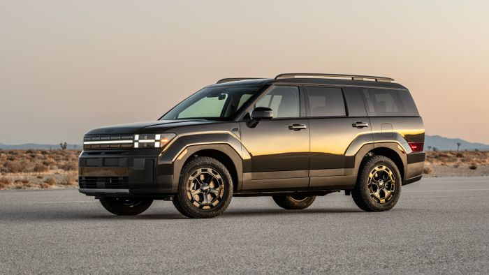 Hyundai Santa Fe XRT.