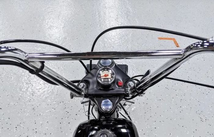 kokpit Harley-Davidson X90