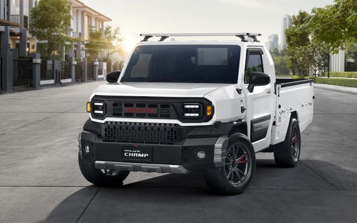 Toyota Hilux Champ dengan aksesoris.