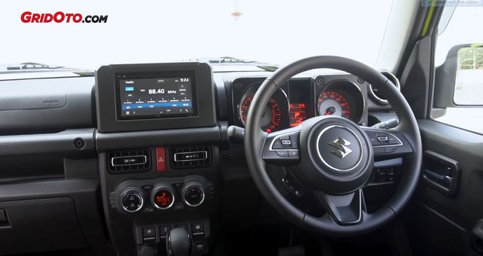 interior Suzuki Jimny