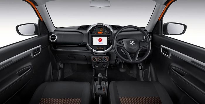 tampilan dasbor Suzuki S-Presso