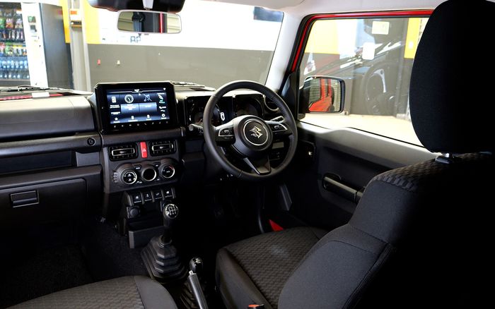 Interior Suzuki Jimny XL.
