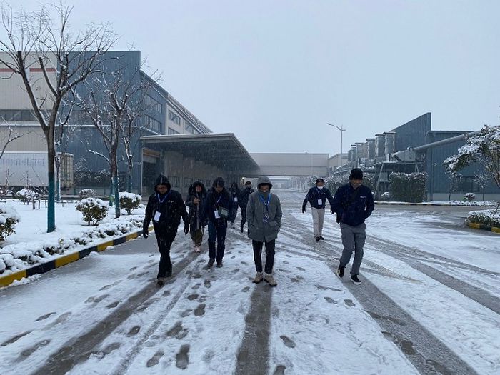 Saat berkunjung ke pabrik BYD bersamaan dengan hujan salju pertama di Chonzhau