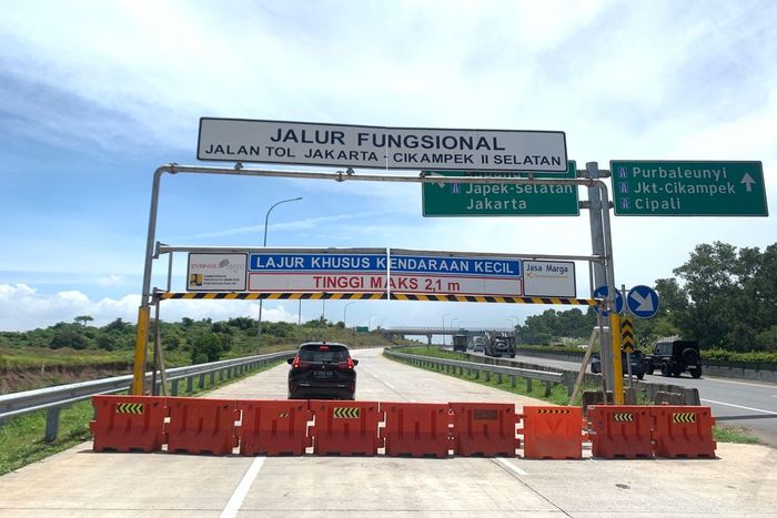 Tol Japek II Selatan ruas Sadang-Kutanegara