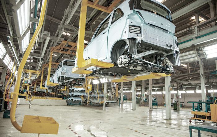 Fasilitas produksi mobil listrik Seres E1 di Banten