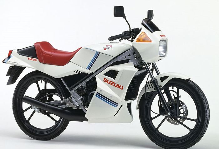 detail tampilan Suzuki RG50