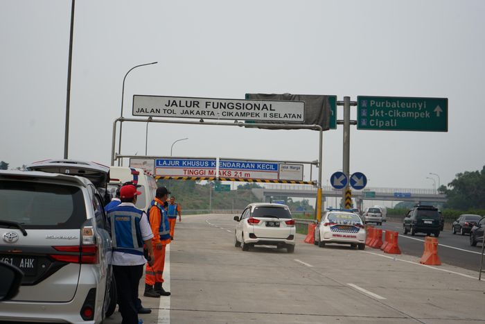 Tol fungsional Japek II Selatan