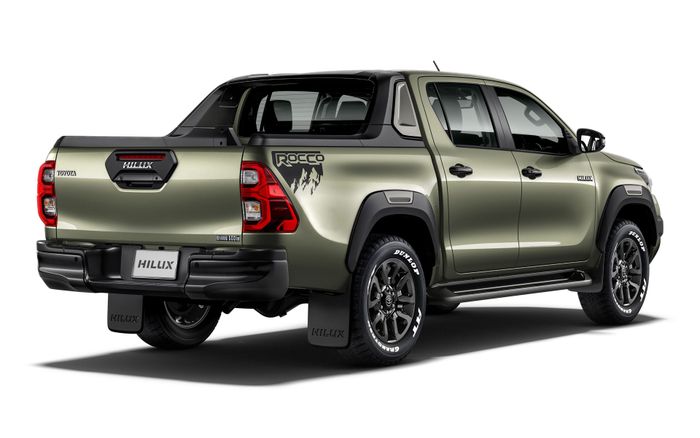 Buritan Toyota Hilux Z Revo Rocco Edition.