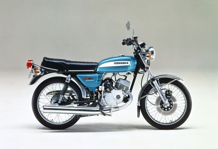 detail tampilan Suzuki GT100