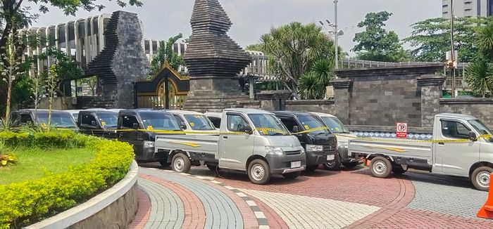 Kendaraan hasil pengelepan yang berhasil diungkap oleh anggota Polri dan TNI