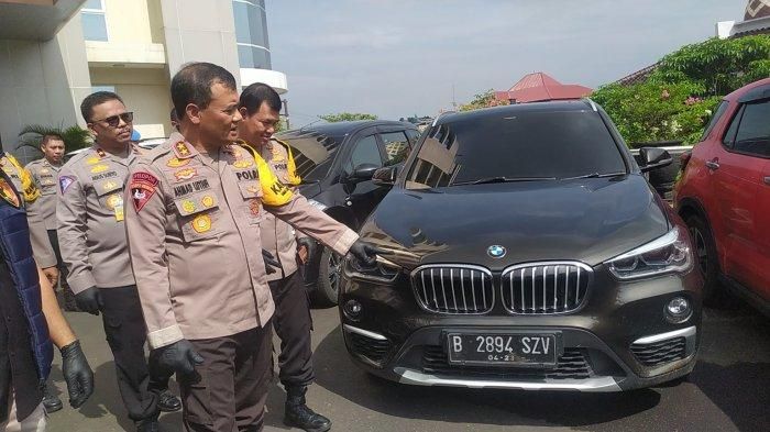 Mobil BWM dan lainya menjadi bukti kejahatan mafia besar jual beli mobil bodong bernama Lengek Squad