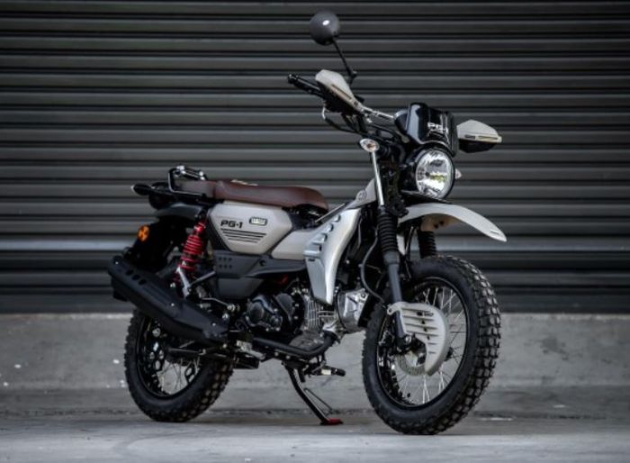 Motolord membuat fender baru dan cover pendingin cakram rem