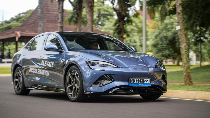 BYD Seal Premium Long Range.