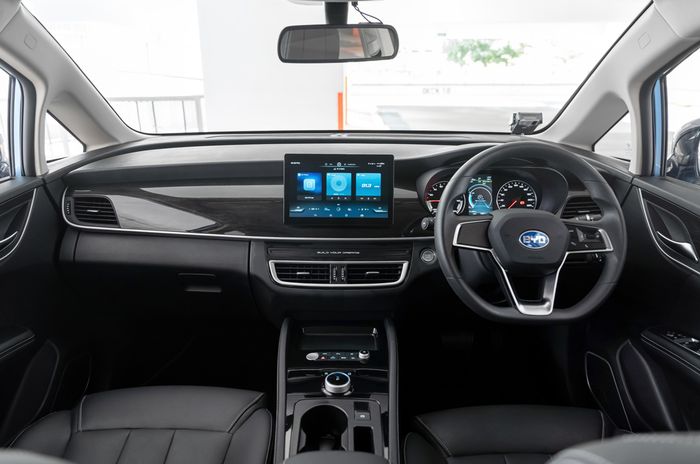 Ilustrasi interior BYD E6 generasi kedua.
