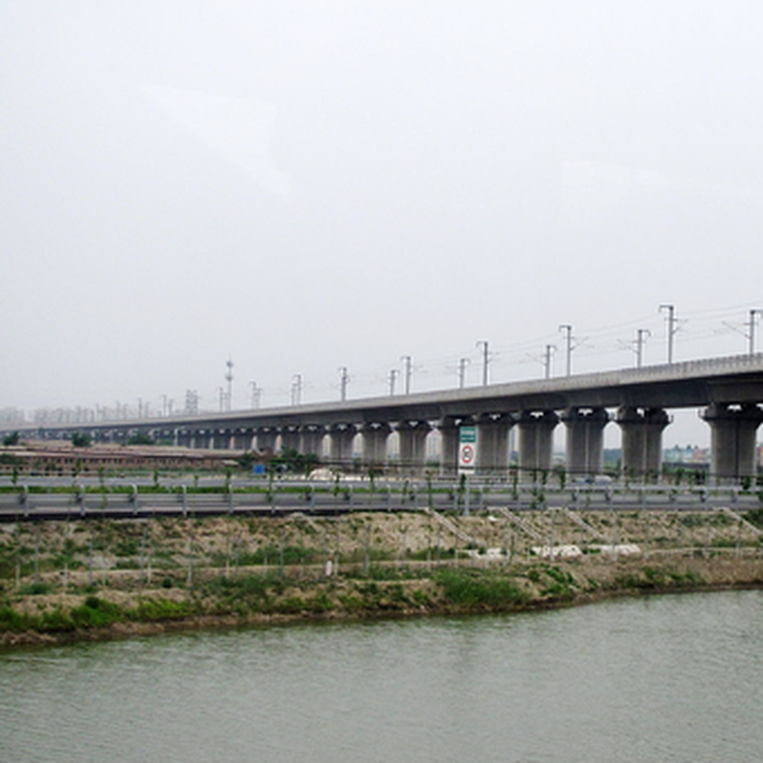 Tianjin Grand Bridge di China