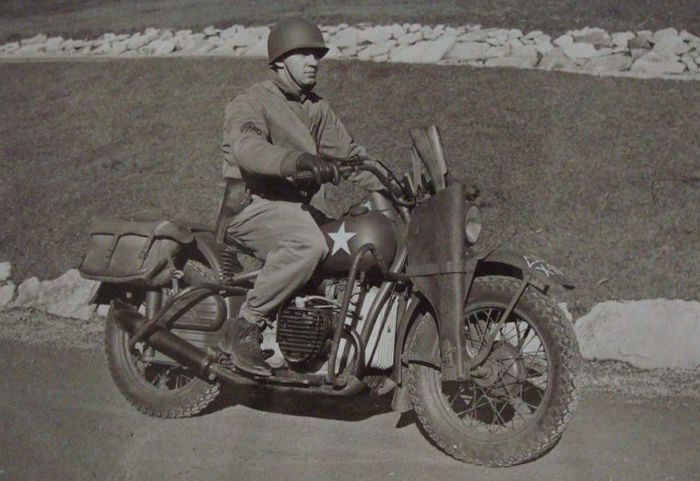 Harley-Davidson XA saat dipakai tentara Amerika Serikat