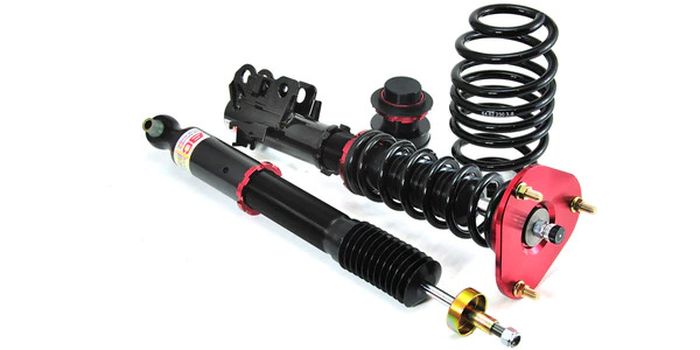 ILUSTRASI BC Coilover untuk Toyota Voxy