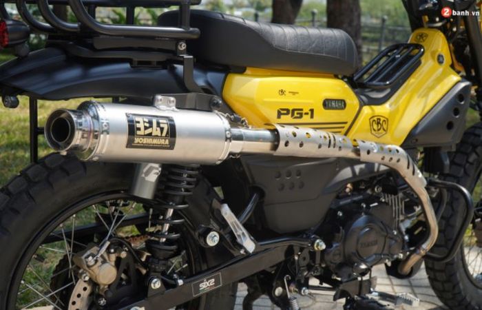 knalpot pakai produk Yoshimura dengan leher model scrambler