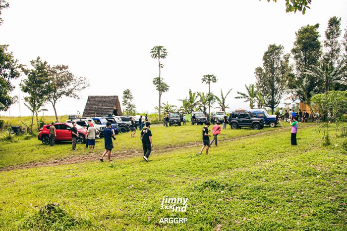 Ajang camping bareng khusus pencinta Suzuki Jimny garapan JIMNY IND yaitu Jimny Camp Vol. 2 rampung digelar, dihadiri puluhan peserta.