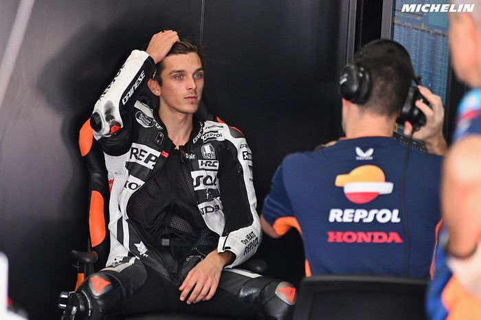 Marini menjadi satu-satunya pembalap MotoGP regular yang berlum mendapatkan poin hingga seri 5 musim 2024