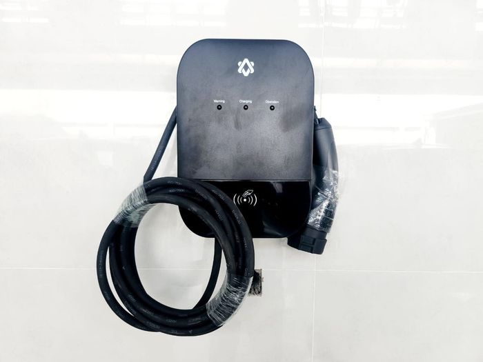 Wall Charger untuk pengguna mobil listrik BYD