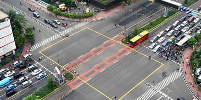 Yellow Box Junction di Persimpangan Sarinah.(Istimewa)