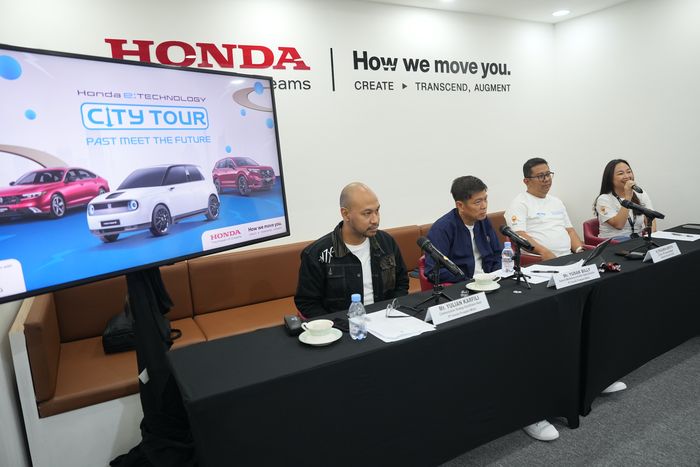 Pas meet Honda e:technology city tour Jakarta
