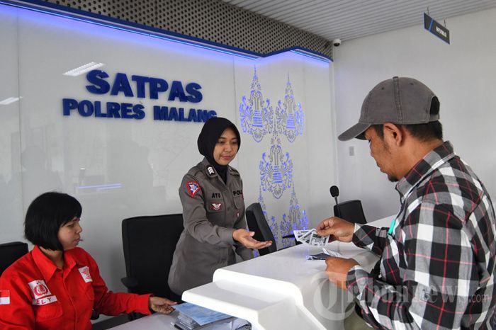 Pelayanan di Satpas Prototipe Polres Malang di Kepanjen Kabupaten Malang