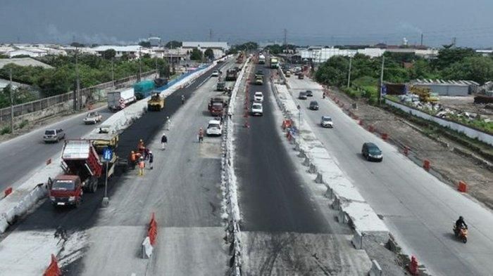 Pembangunan tol Semarang-Demak 1A yang juga jembatan Kaligawe bisa dilalui saat mudik lebaran 2024