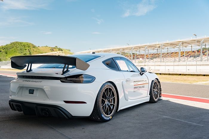 Porsche 718 Cayman GT4 RS Clubsport