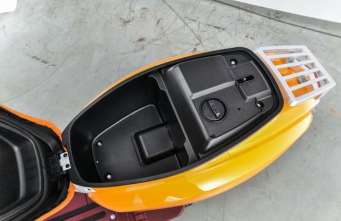 tampilan bagasi Sanye Turin 125