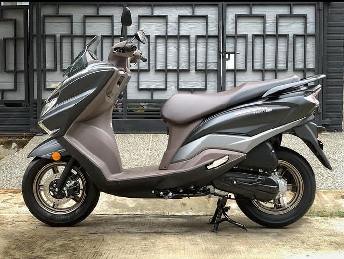 Suzuki Burgman Street 125EX milik Mamet sudah pakai ban berprofil tinggi