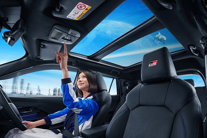 Kabin Yaris Cross Hybrid EV. 