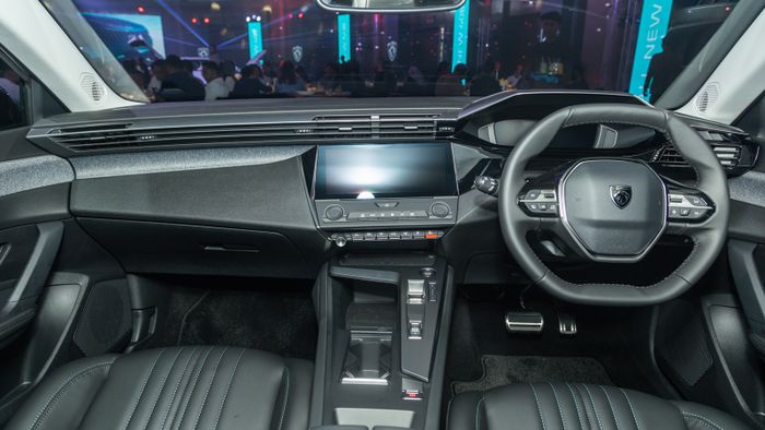 Interior Peugeot 408.